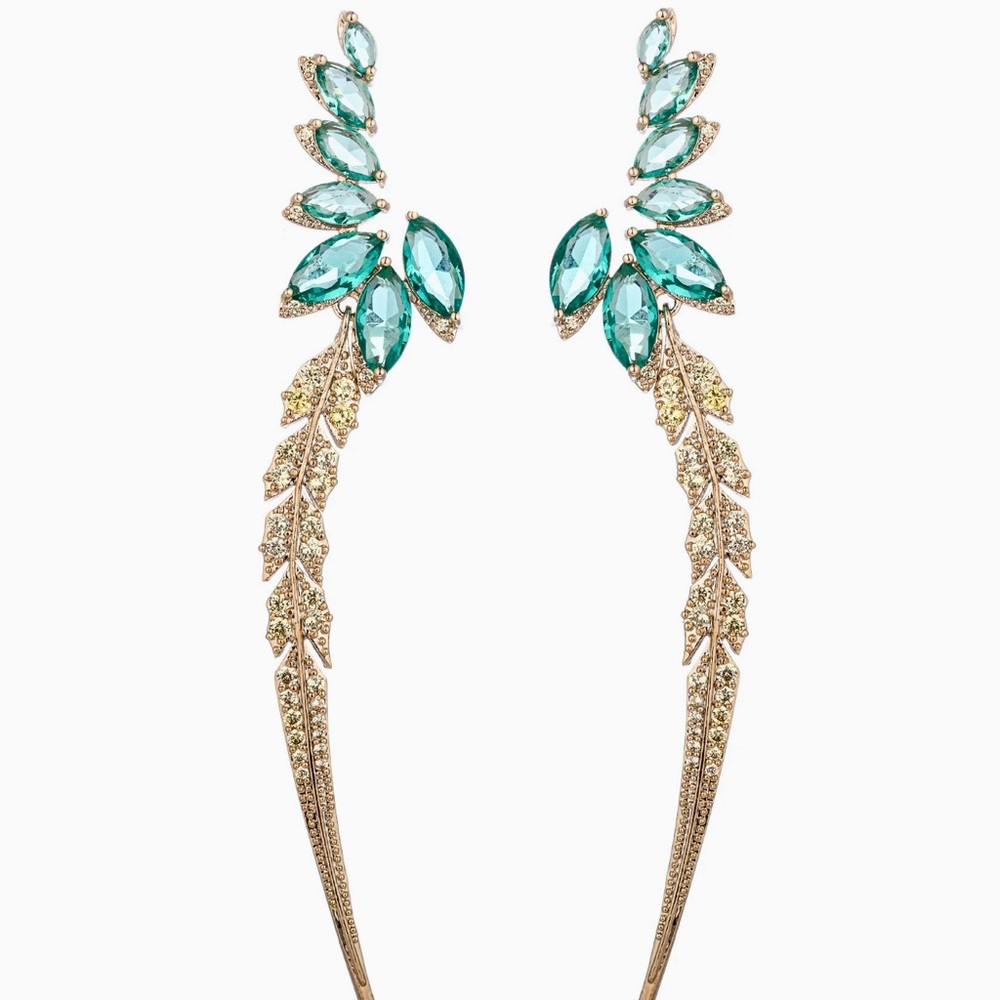 Eye Candy green CZ dangle earring